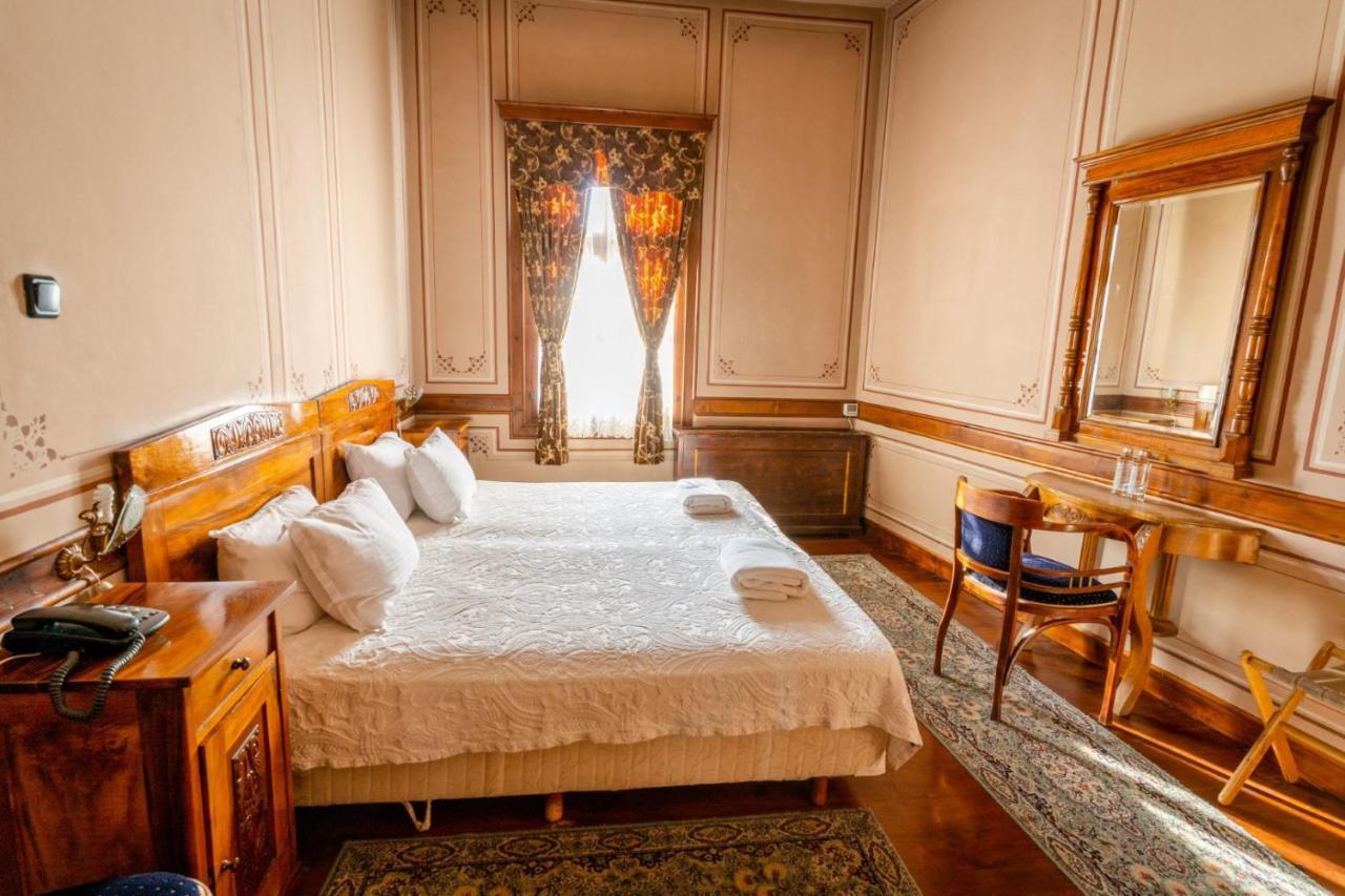 Old Legends Hotel Plovdiv Extérieur photo