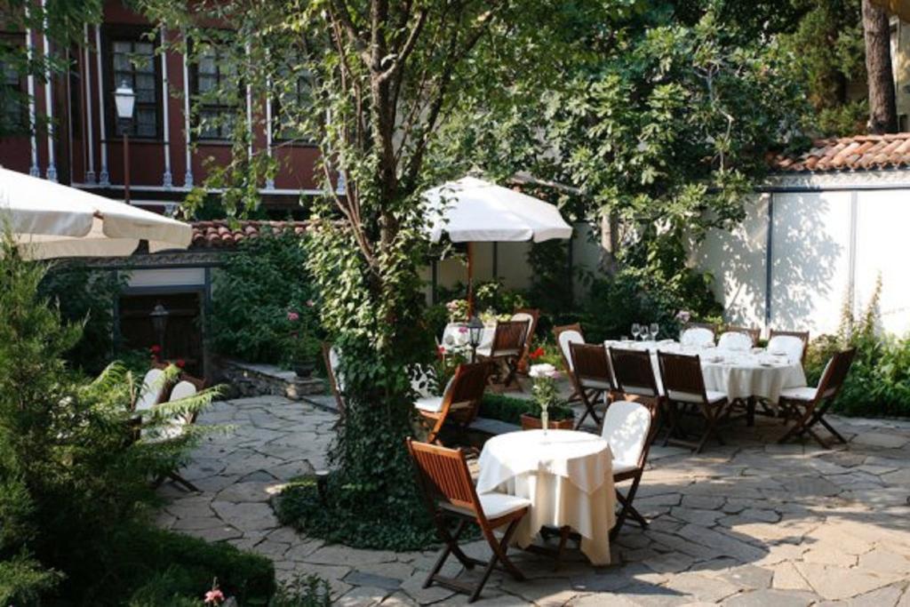 Old Legends Hotel Plovdiv Extérieur photo
